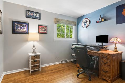805 East Ironwood Drive Mount Prospect IL 60056