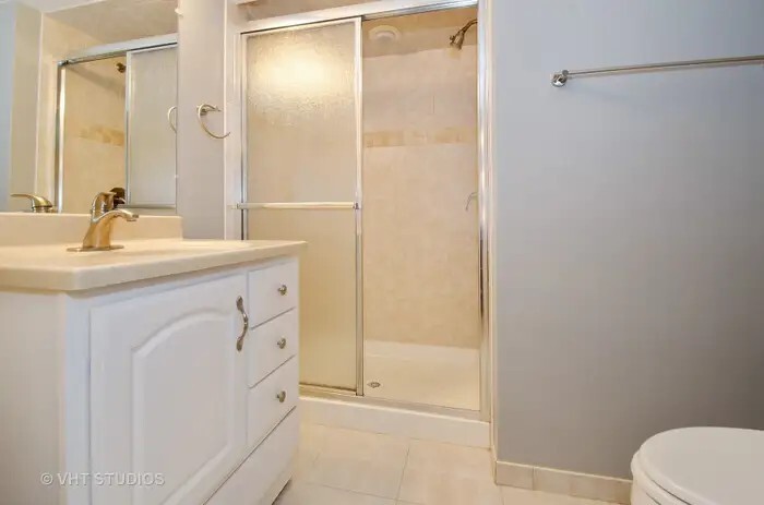 2749 West North Shore Avenue Chicago IL 60645