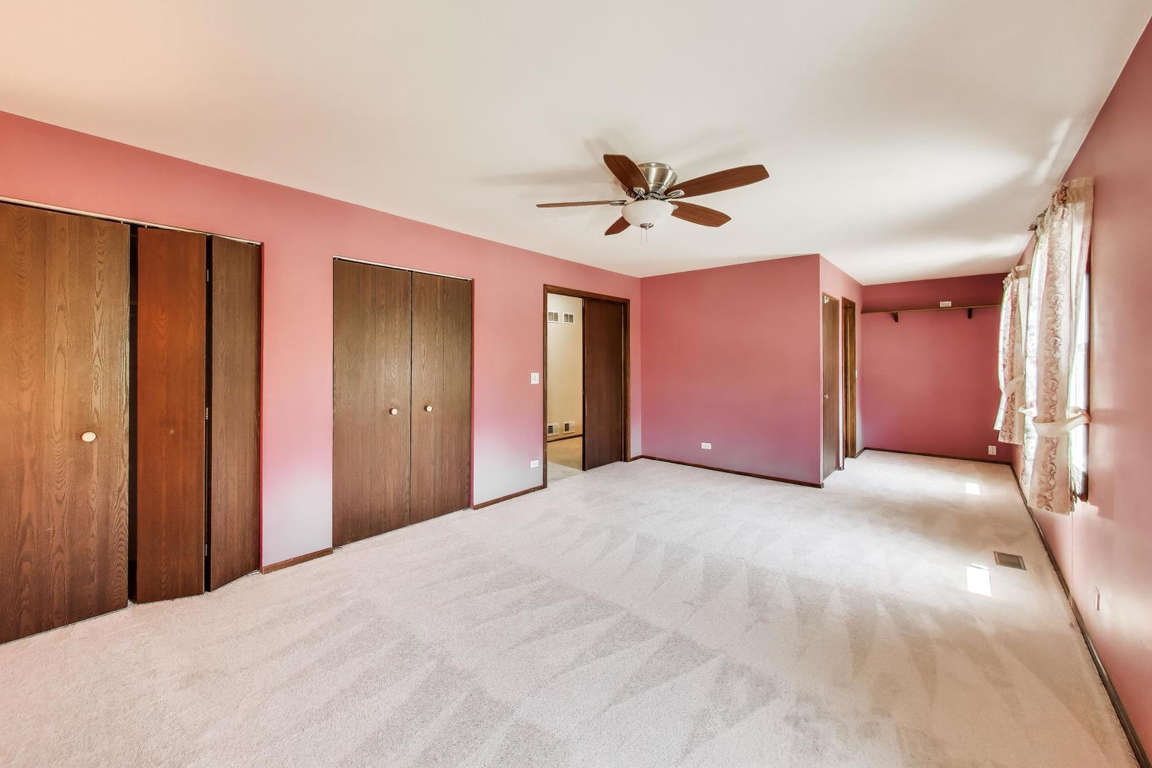 1276 Chatham Lane Roselle IL 60172