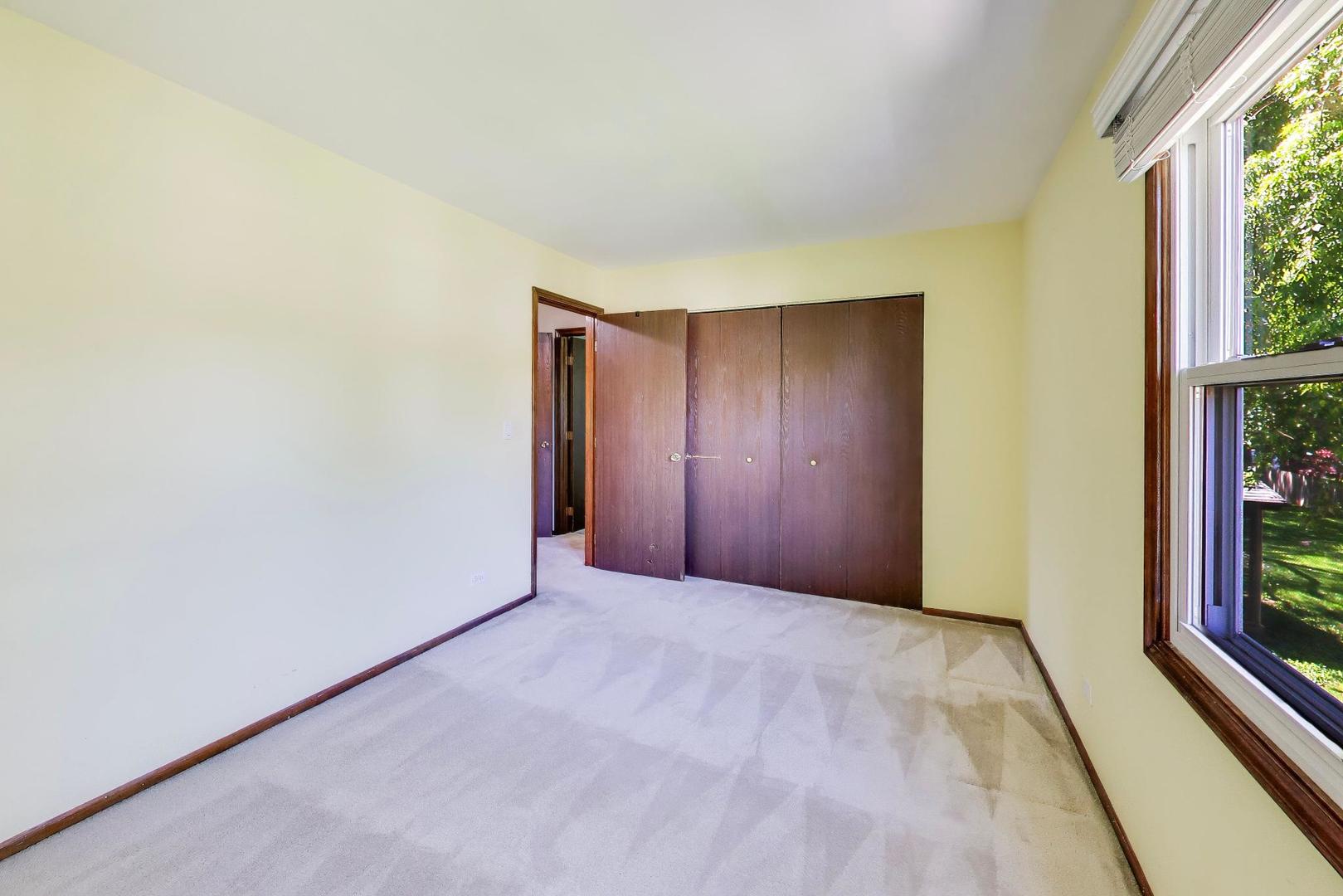 1276 Chatham Lane Roselle IL 60172