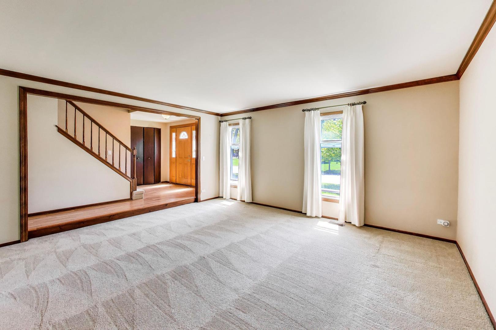 1276 Chatham Lane Roselle IL 60172