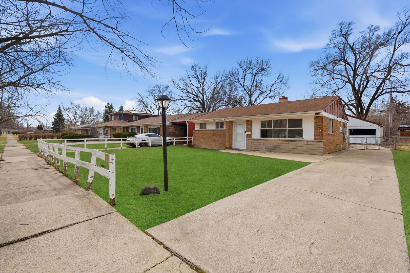 1354 Gordon Avenue Calumet City IL 60409
