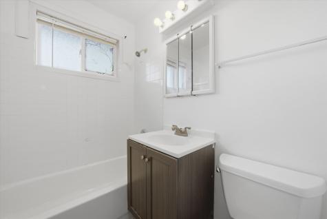 1354 Gordon Avenue Calumet City IL 60409