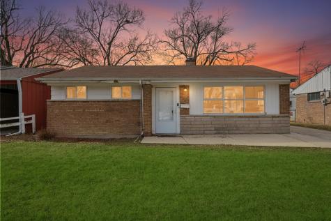 1354 Gordon Avenue Calumet City IL 60409