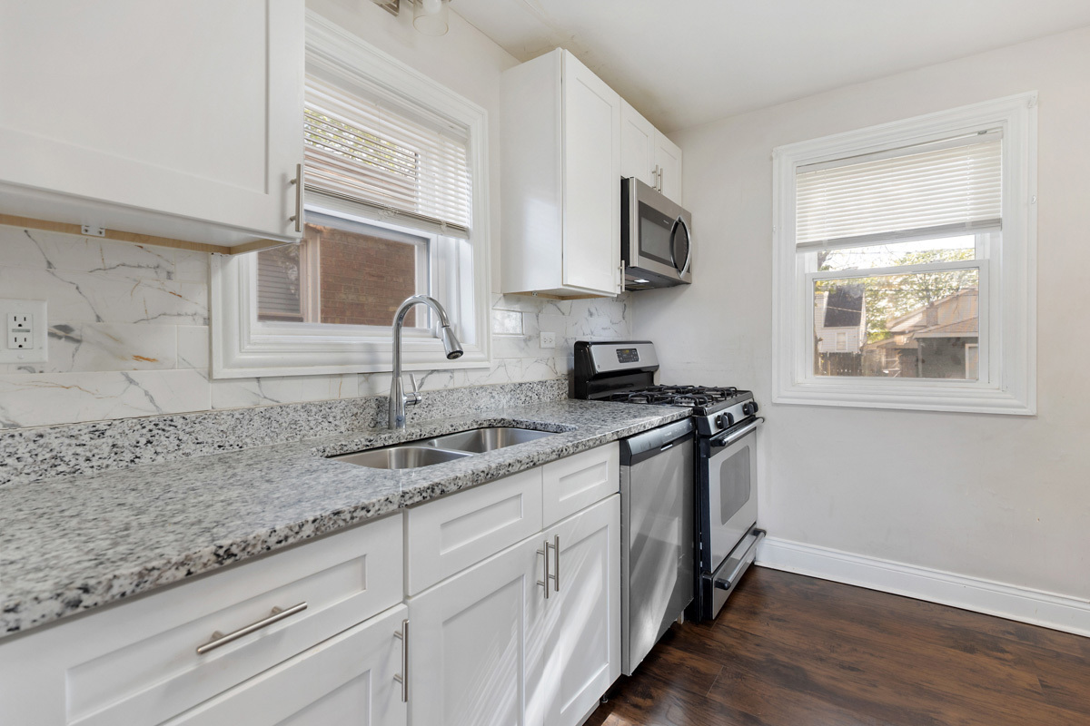 12511 South State Street Chicago IL 60628