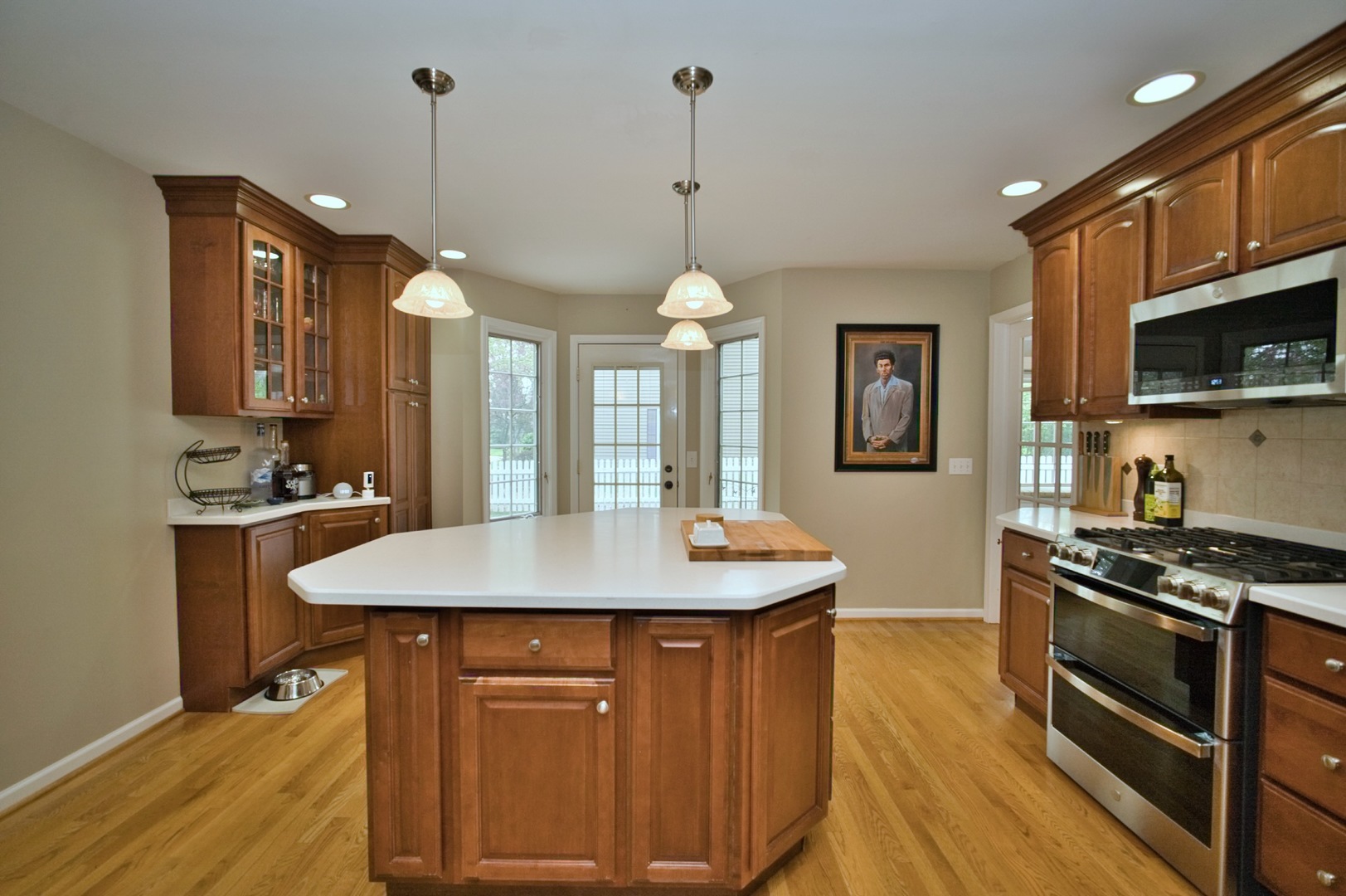 2S510 Seneca Drive Wheaton IL 60189