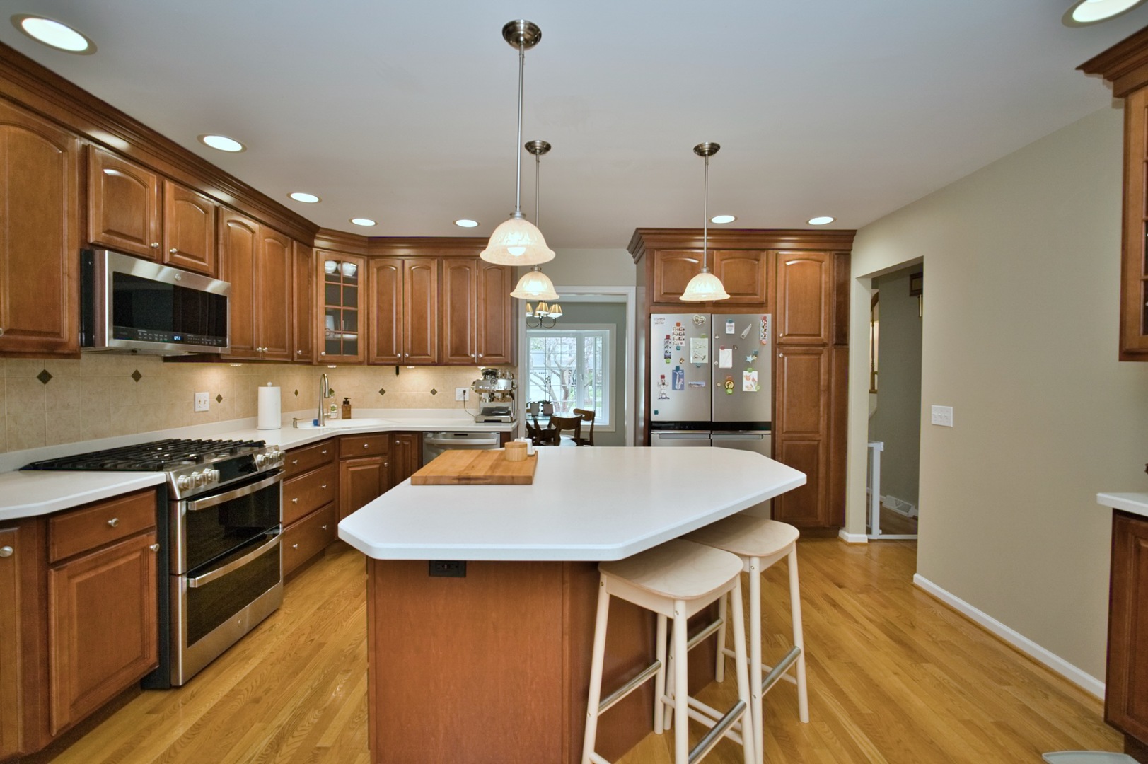 2S510 Seneca Drive Wheaton IL 60189