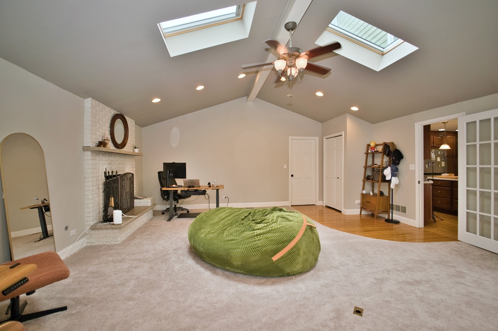 2S510 Seneca Drive Wheaton IL 60189