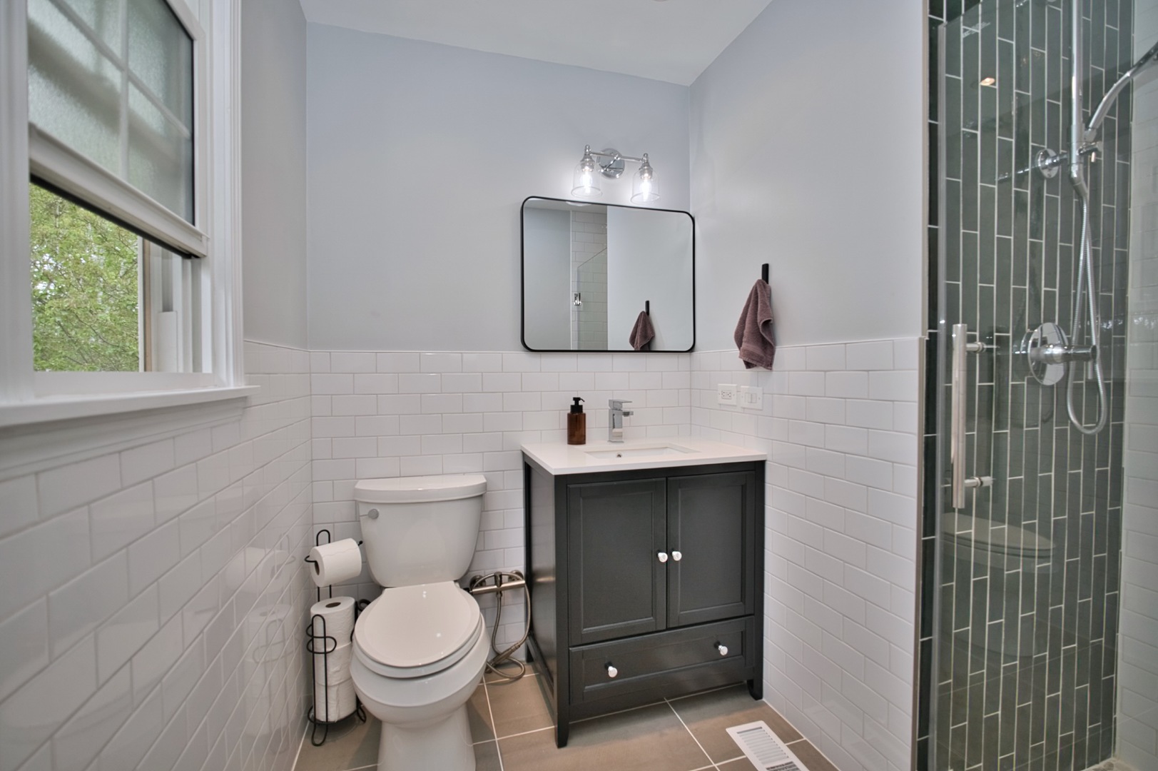 2S510 Seneca Drive Wheaton IL 60189