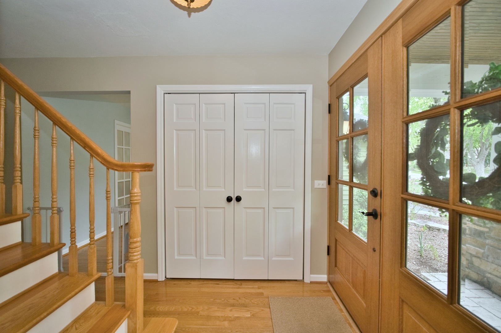 2S510 Seneca Drive Wheaton IL 60189