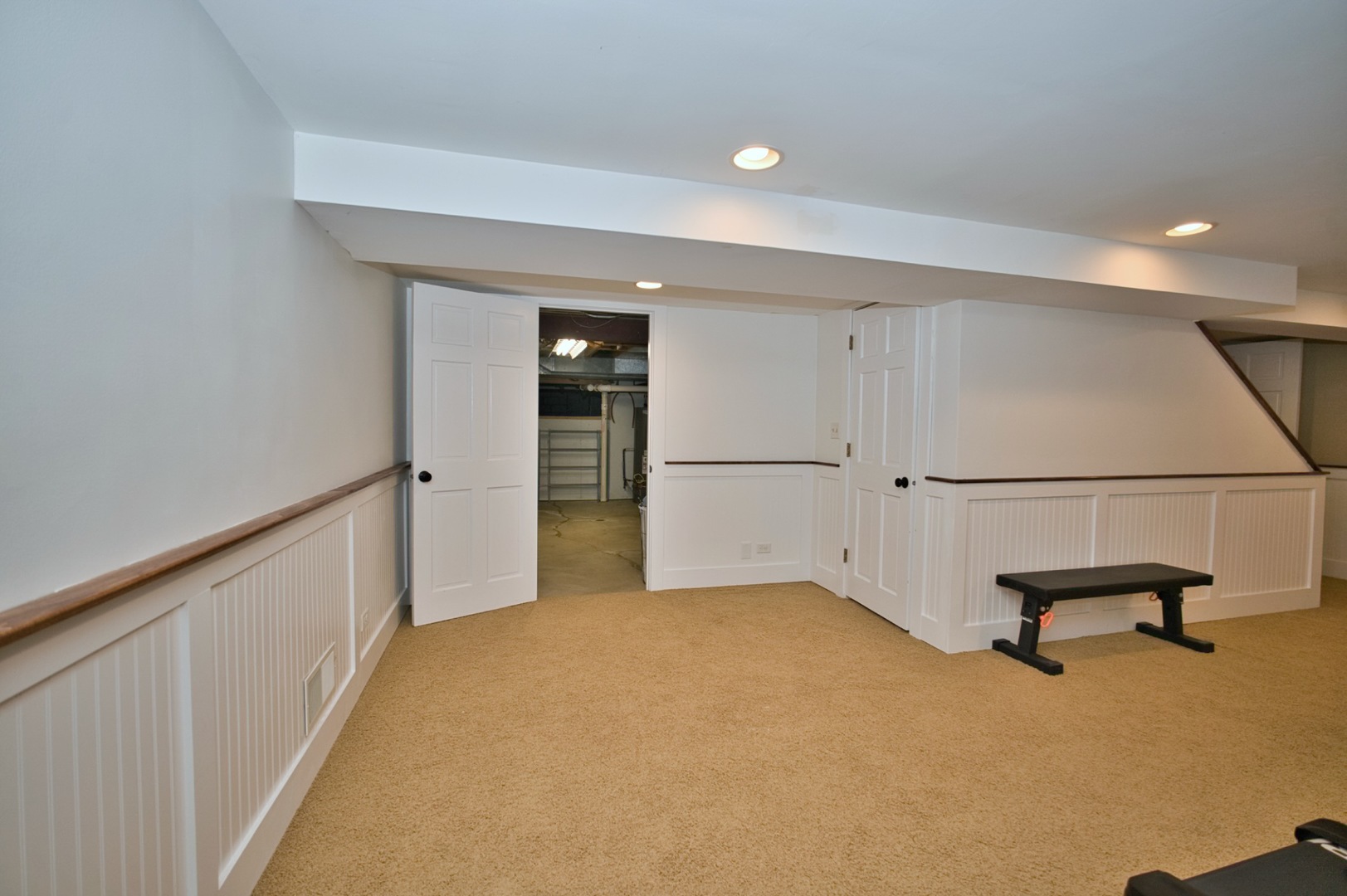 2S510 Seneca Drive Wheaton IL 60189