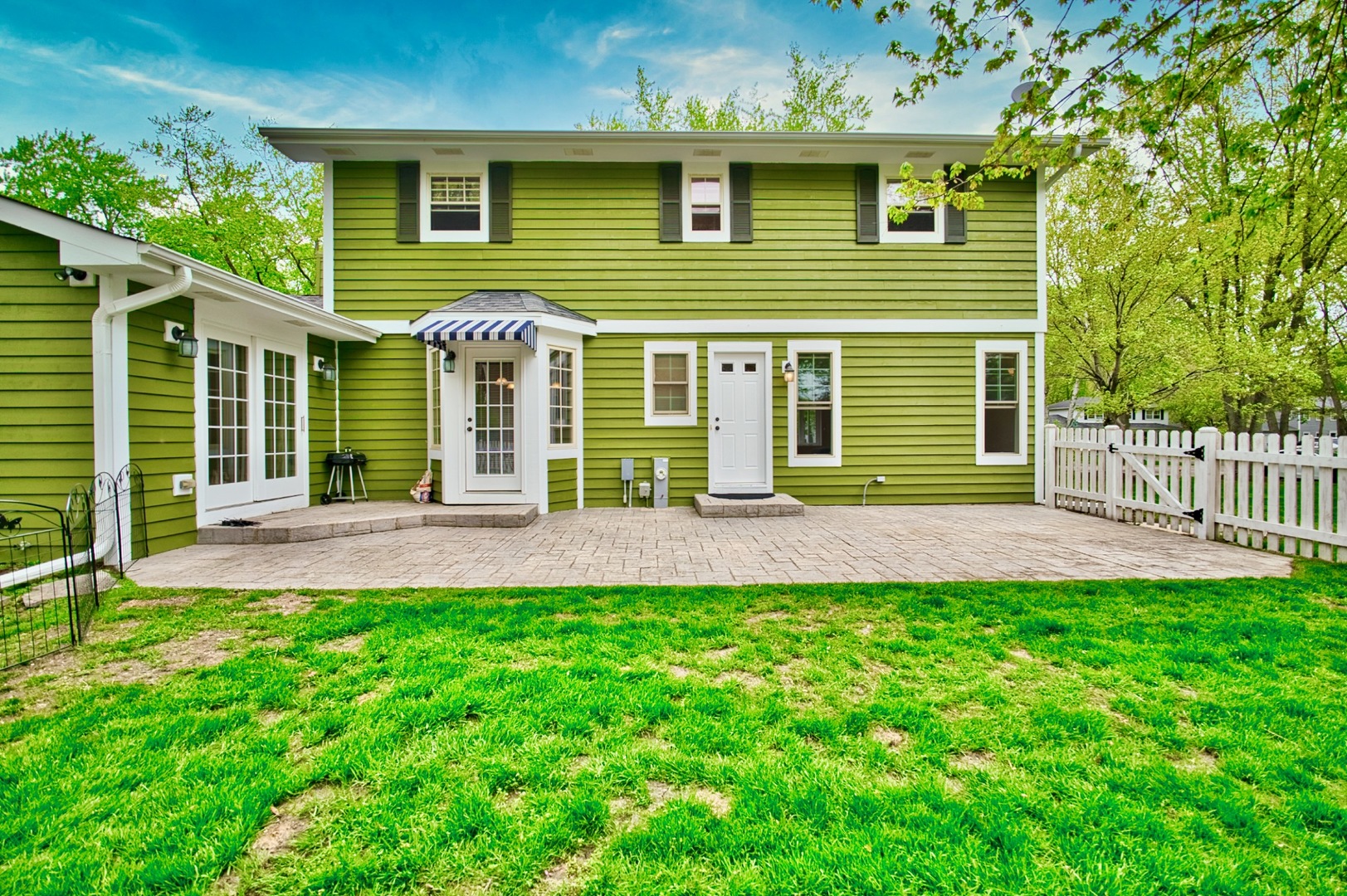 2S510 Seneca Drive Wheaton IL 60189