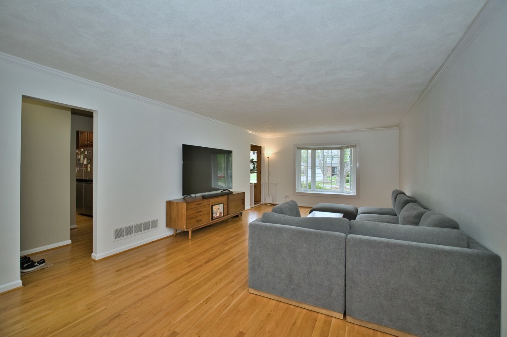 2S510 Seneca Drive Wheaton IL 60189