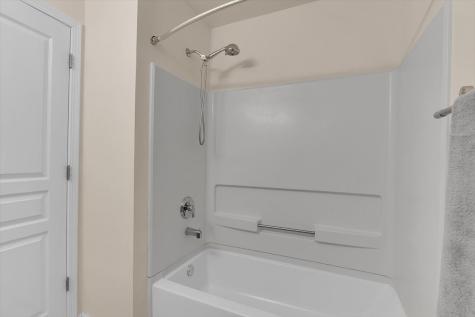 2801 Waterfront Avenue Algonquin IL 60102