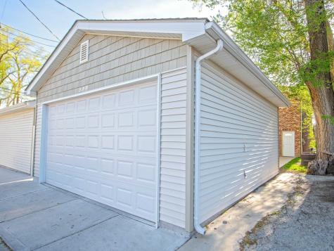 105 North 12th Avenue Melrose Park IL 60160