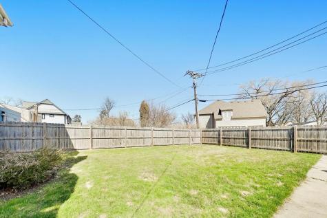 339 North Emroy Avenue Elmhurst IL 60126