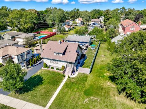 2616 Ridge Road Lansing IL 60438