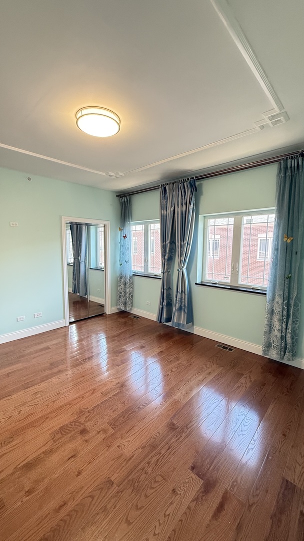 3521 South Parnell Avenue Chicago IL 60609