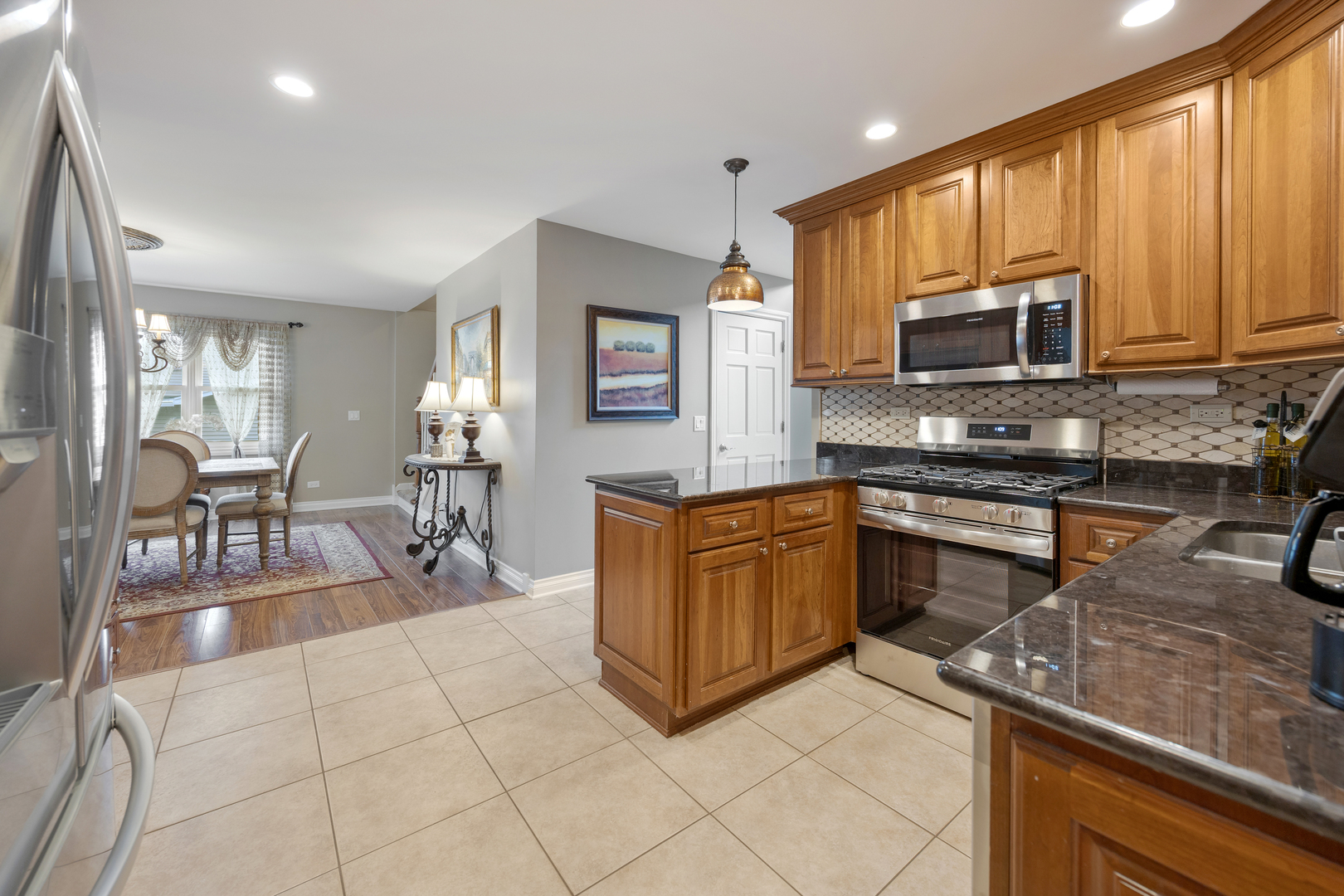 23w531 West Walnut Street Roselle IL 60172