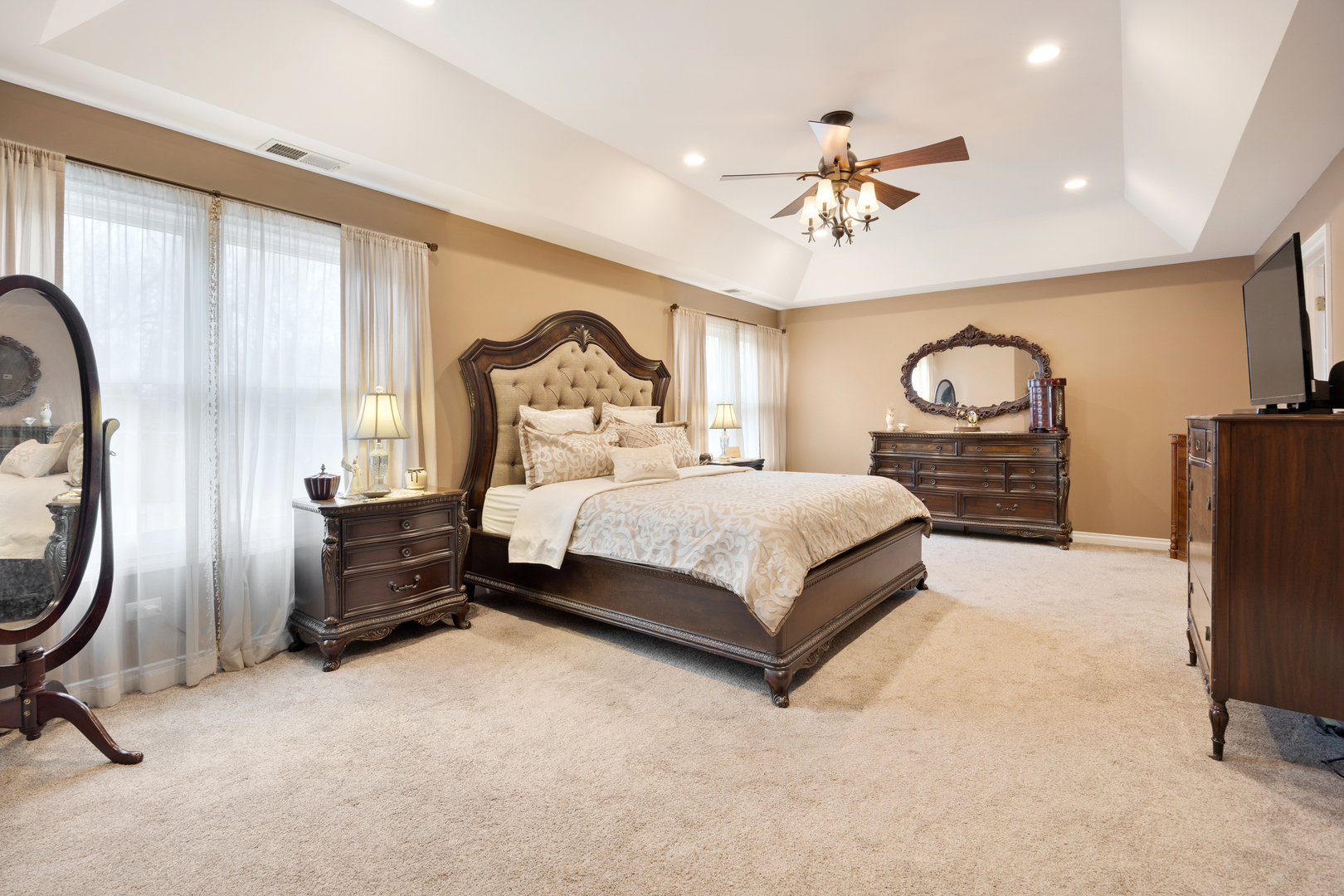 23w531 West Walnut Street Roselle IL 60172