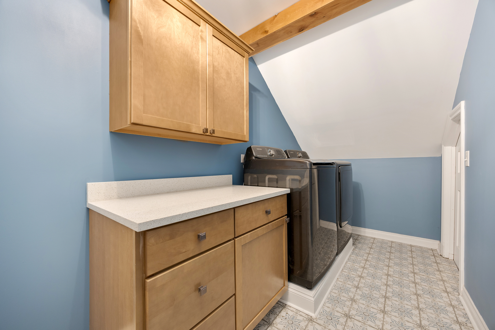 23w531 West Walnut Street Roselle IL 60172