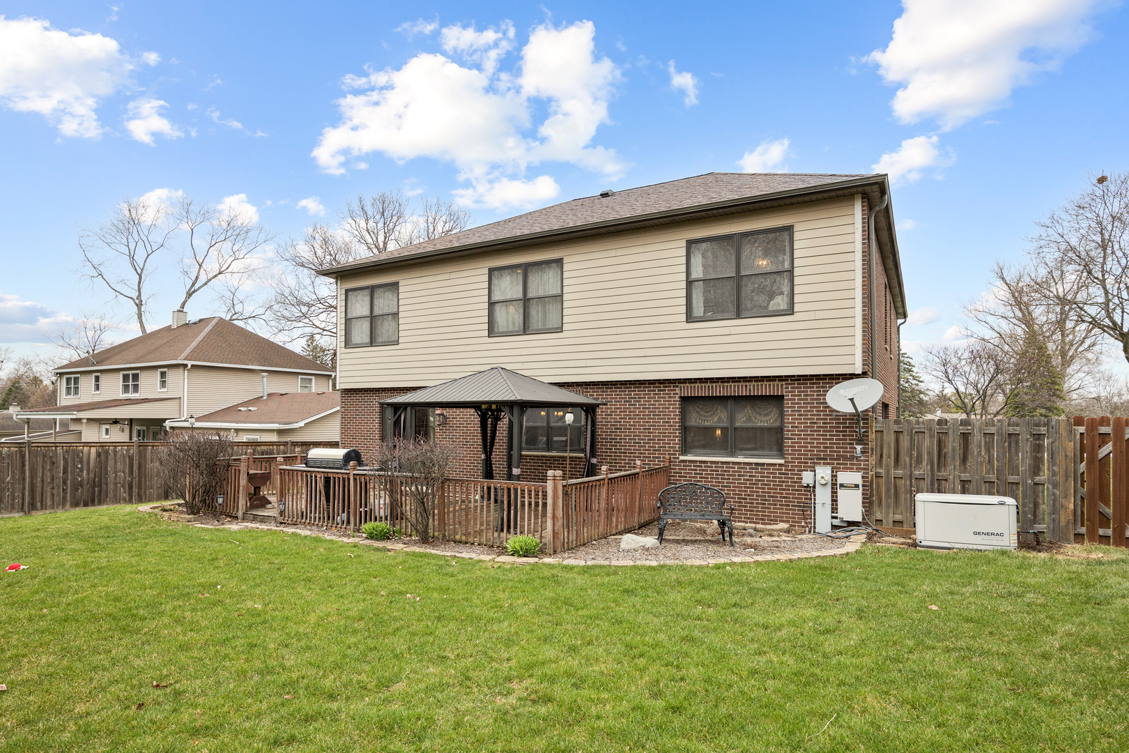 23w531 West Walnut Street Roselle IL 60172