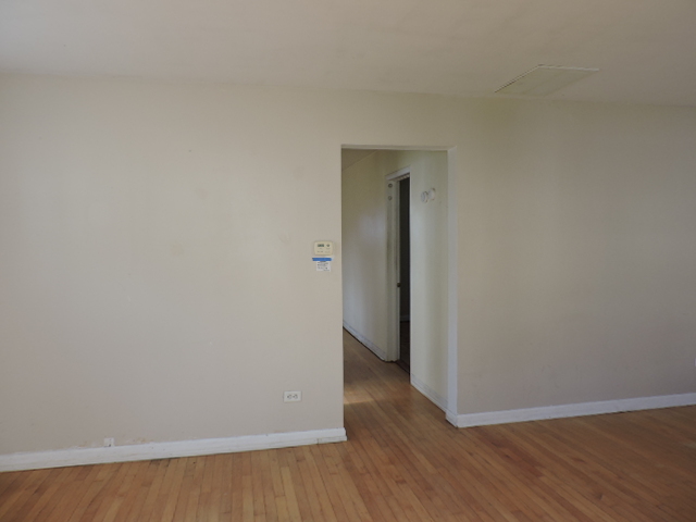 5653 West Leland Avenue Chicago IL 60630