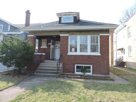 5653 West Leland Avenue Chicago IL 60630