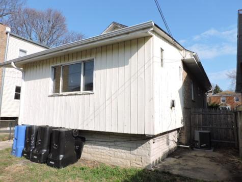 5653 West Leland Avenue Chicago IL 60630