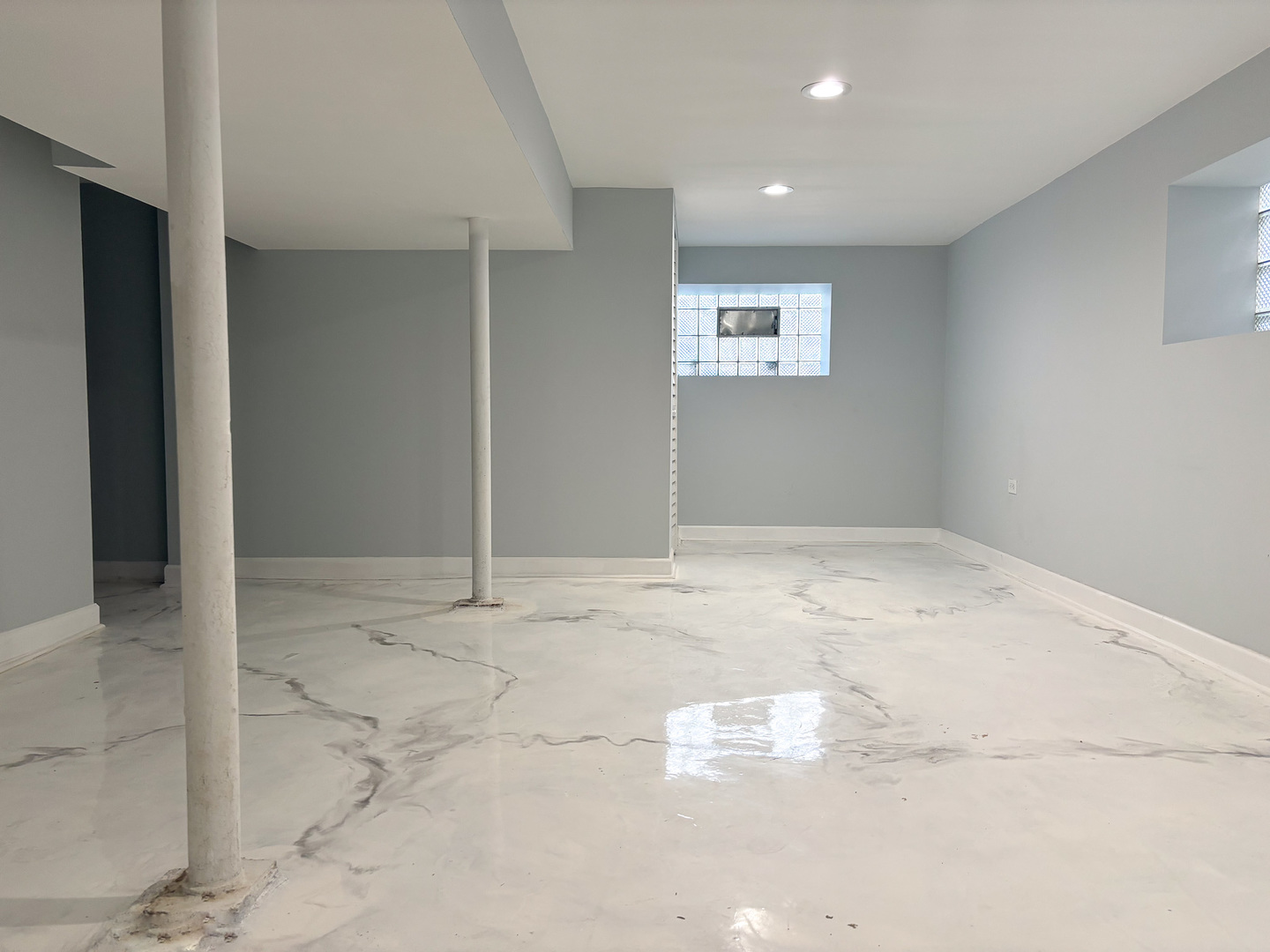 8630 South Bishop Street Chicago IL 60620