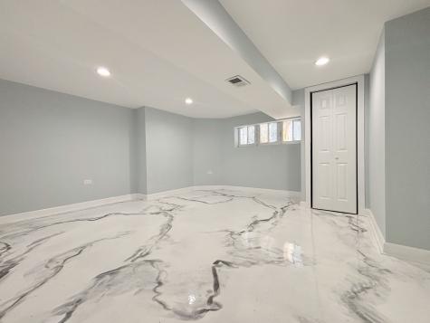 8630 South Bishop Street Chicago IL 60620