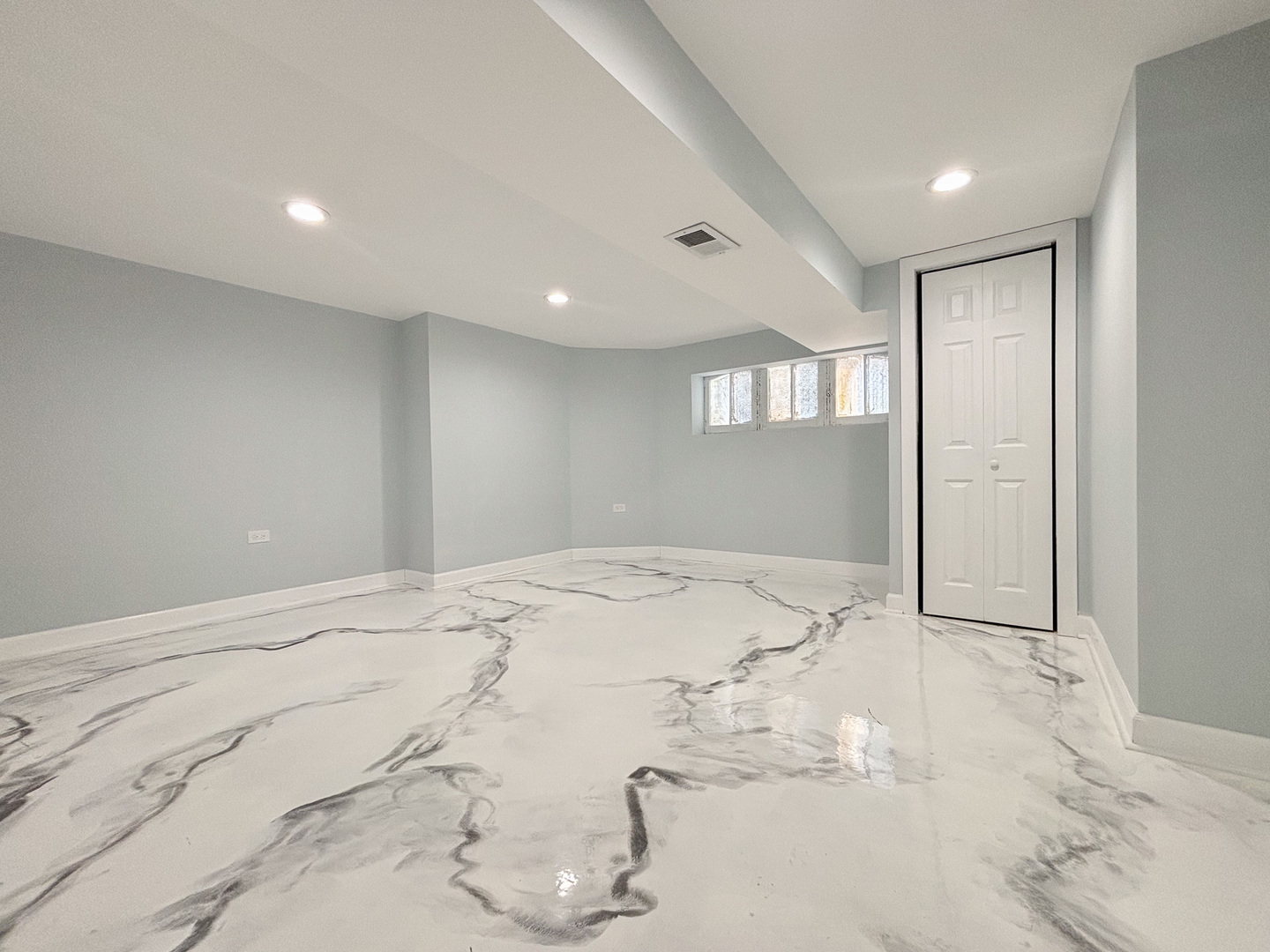 8630 South Bishop Street Chicago IL 60620