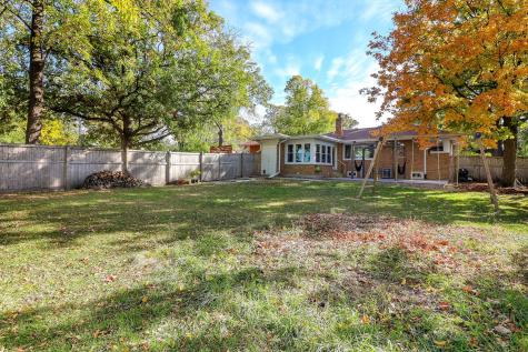 1 West Logan Street E Lemont IL 60439