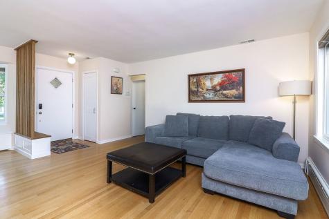 1 West Logan Street E Lemont IL 60439