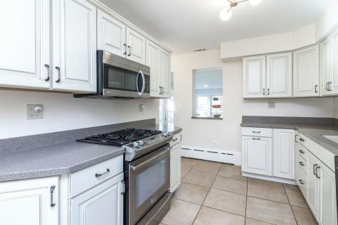 1 West Logan Street E Lemont IL 60439