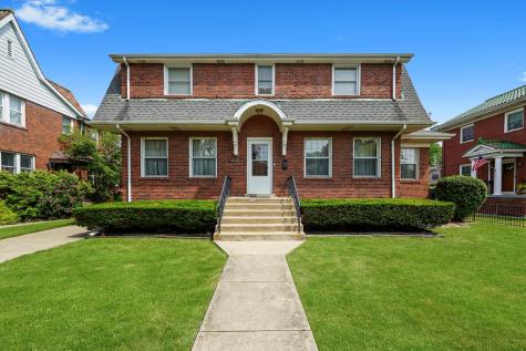 10433 South Leavitt Street Chicago IL 60643