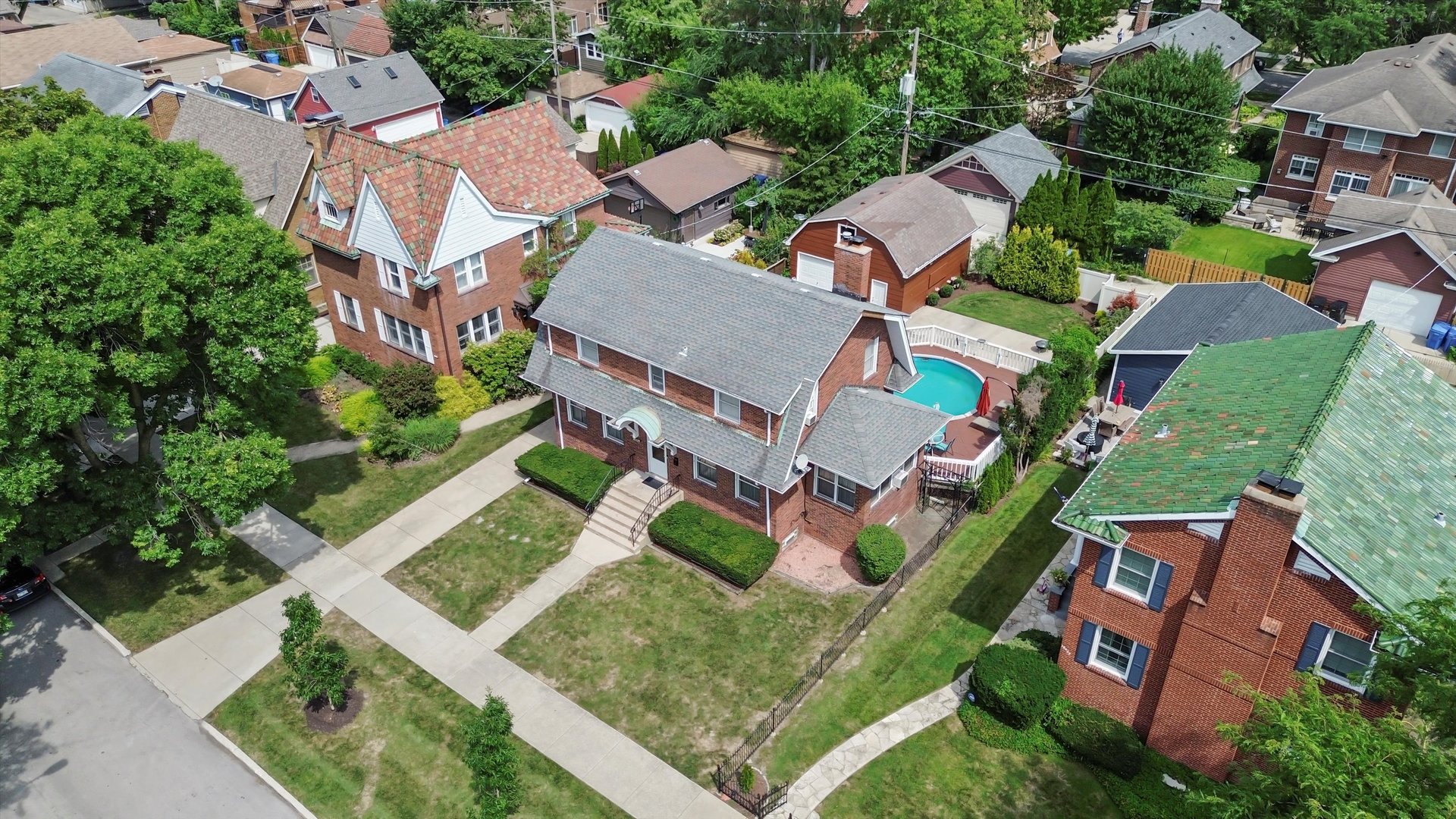 10433 South Leavitt Street Chicago IL 60643