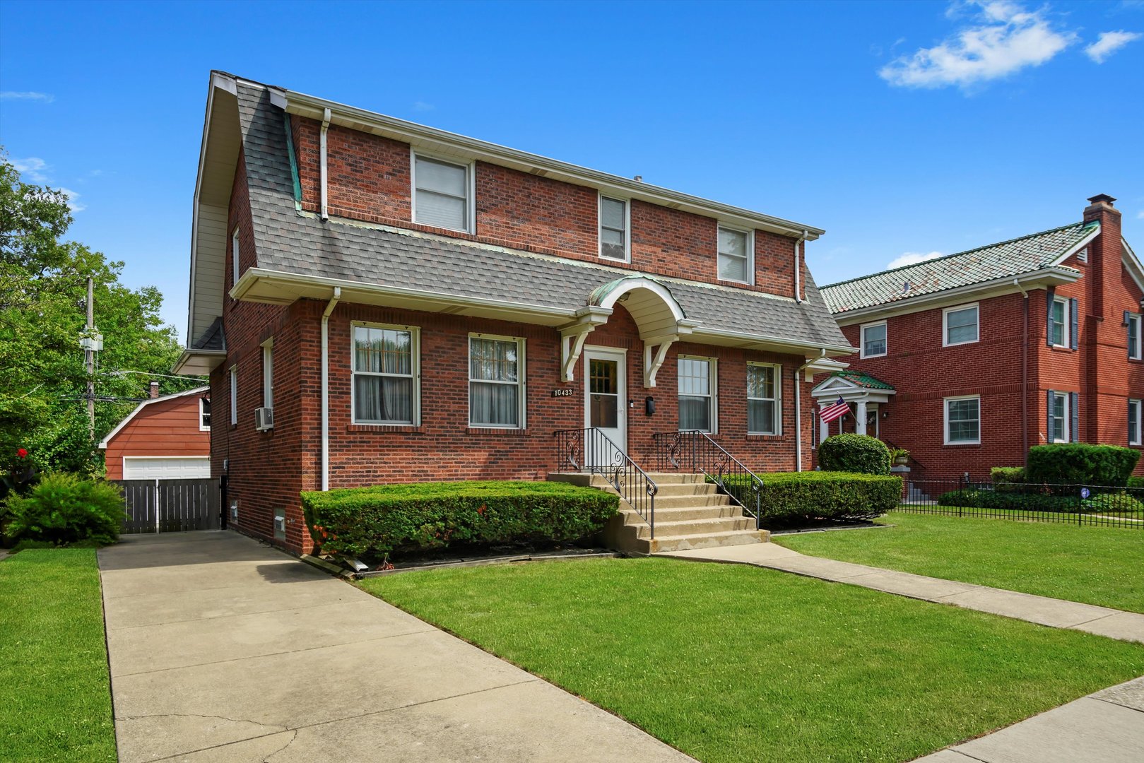 10433 South Leavitt Street Chicago IL 60643