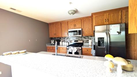 706 63RD Street Westmont IL 60559