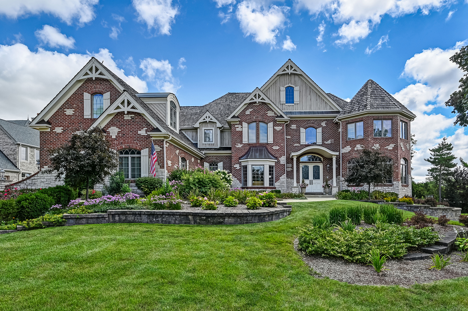 1137 North Itasca Road Addison IL 60101