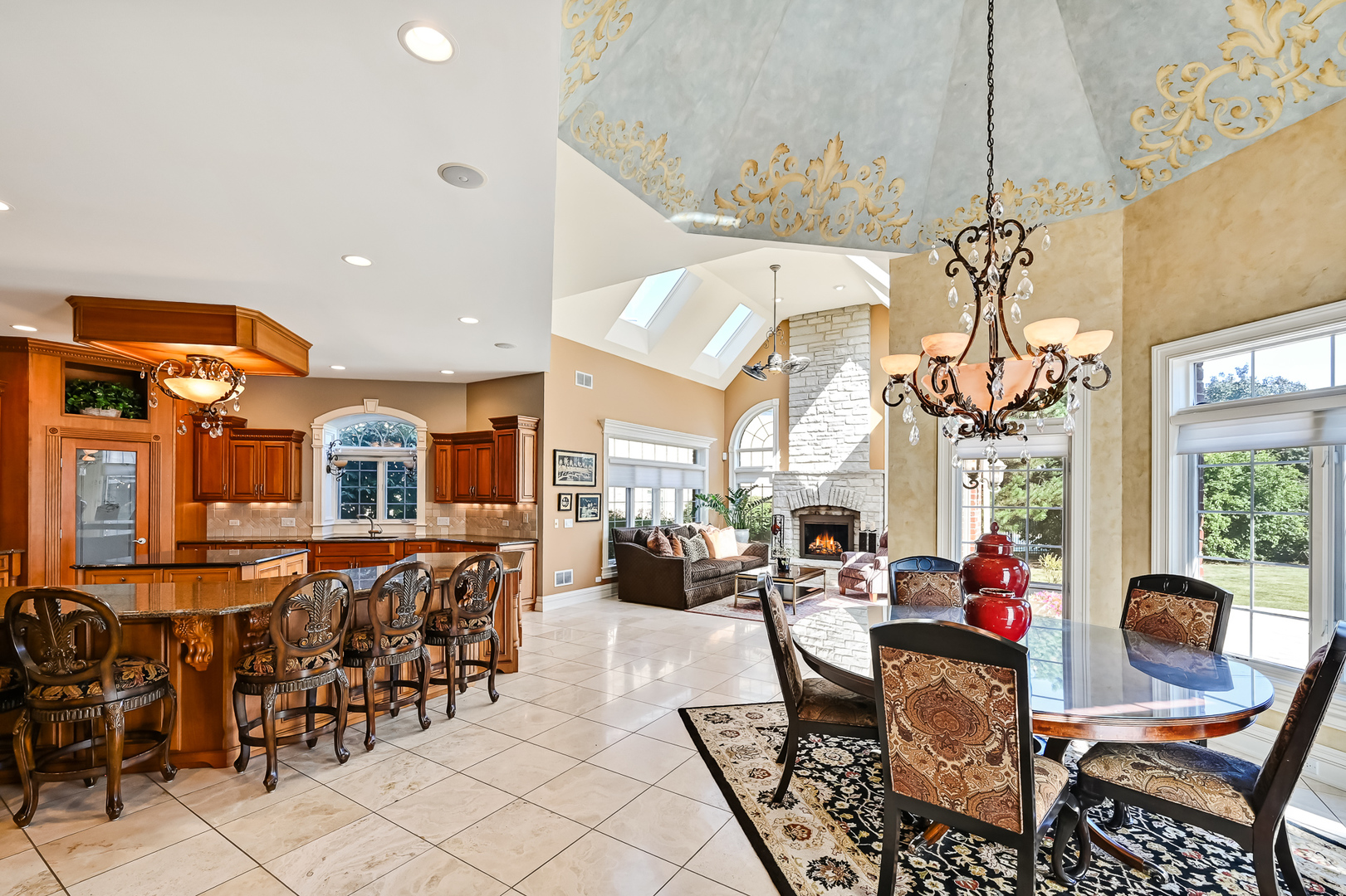 1137 North Itasca Road Addison IL 60101