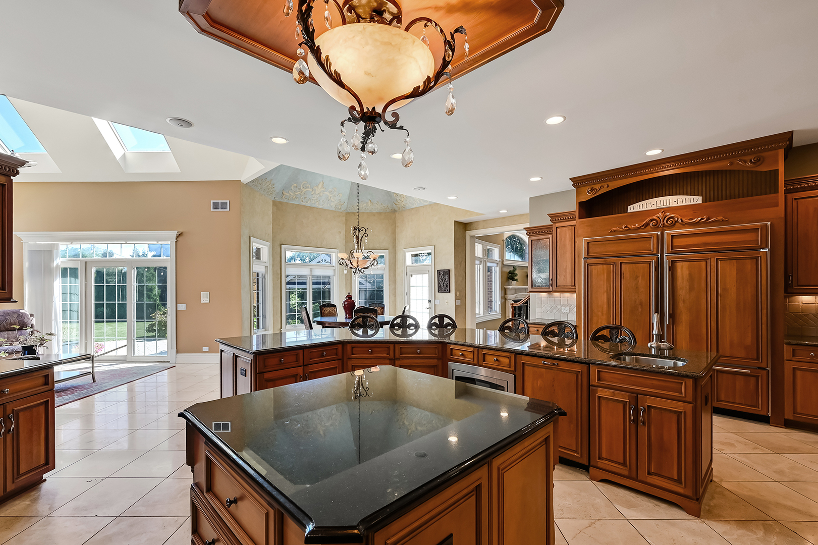 1137 North Itasca Road Addison IL 60101