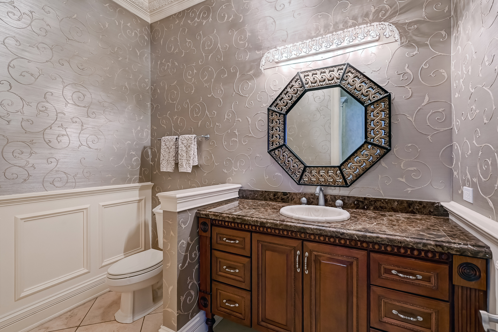 1137 North Itasca Road Addison IL 60101