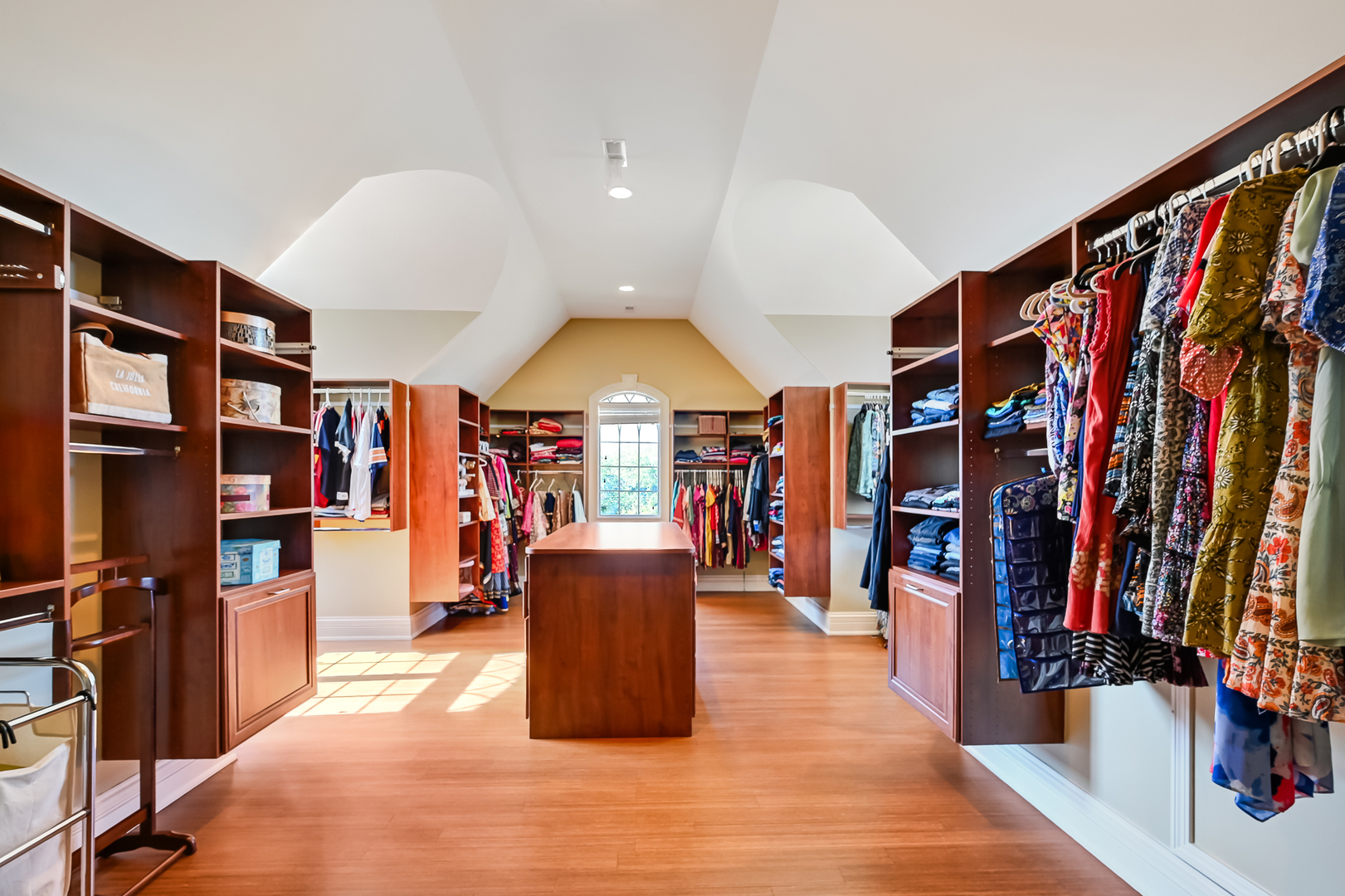 1137 North Itasca Road Addison IL 60101