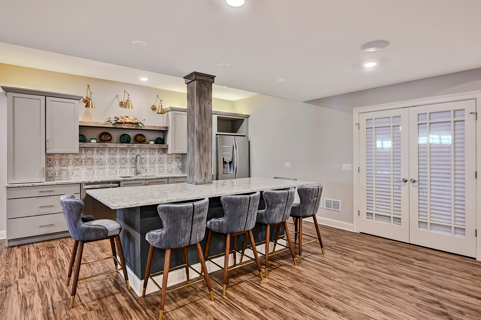 1137 North Itasca Road Addison IL 60101