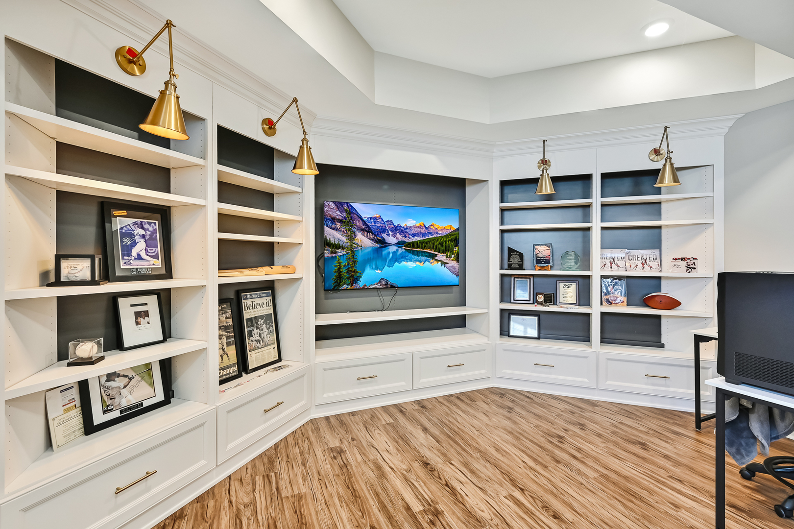 1137 North Itasca Road Addison IL 60101