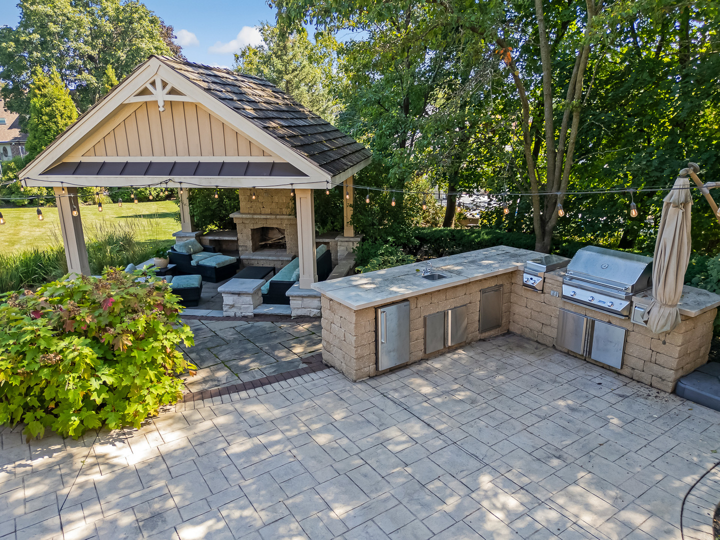 1137 North Itasca Road Addison IL 60101