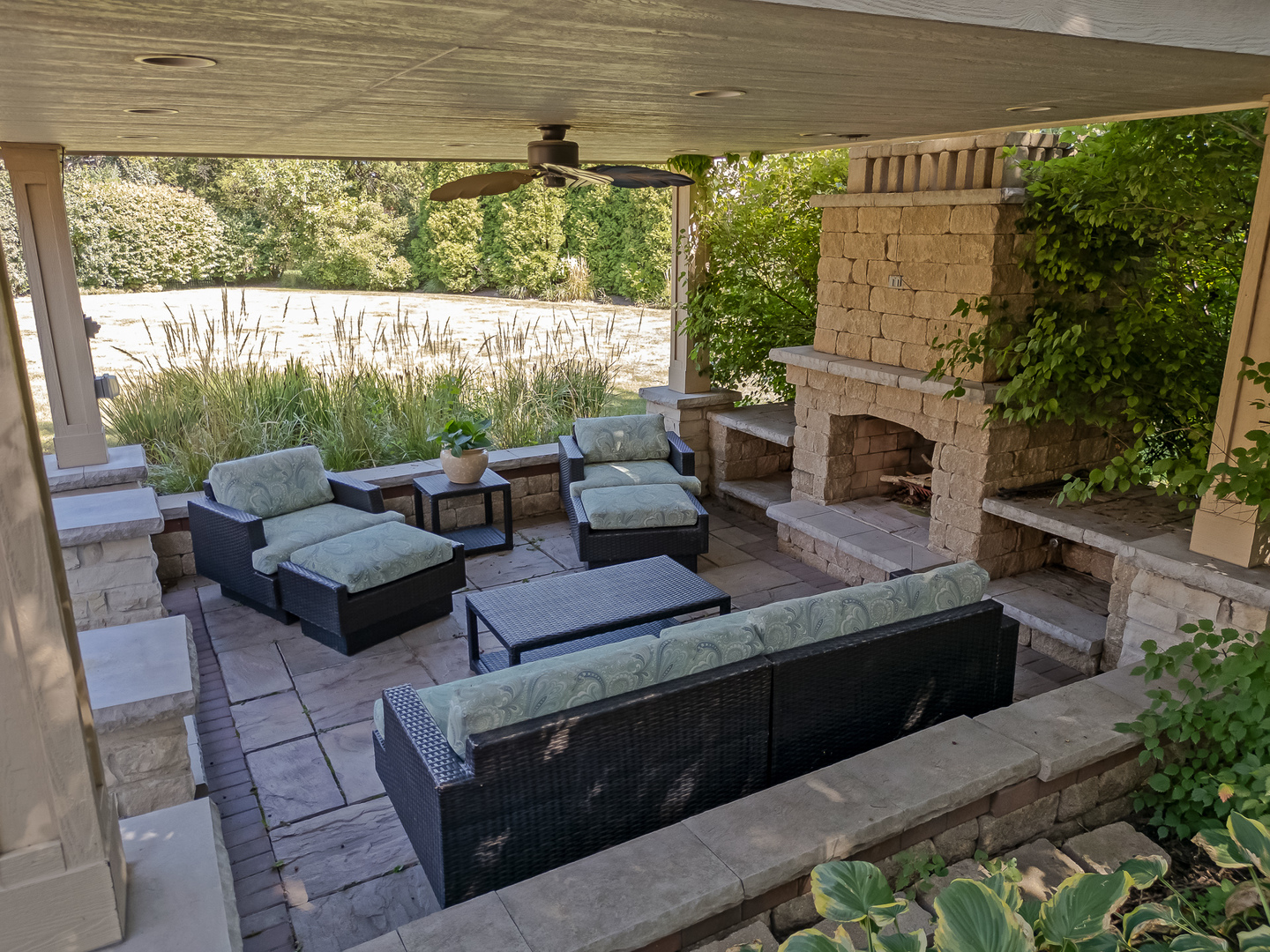 1137 North Itasca Road Addison IL 60101