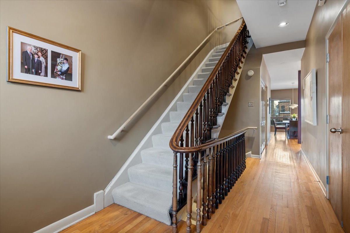 5720 South Dorchester Avenue Chicago IL 60637