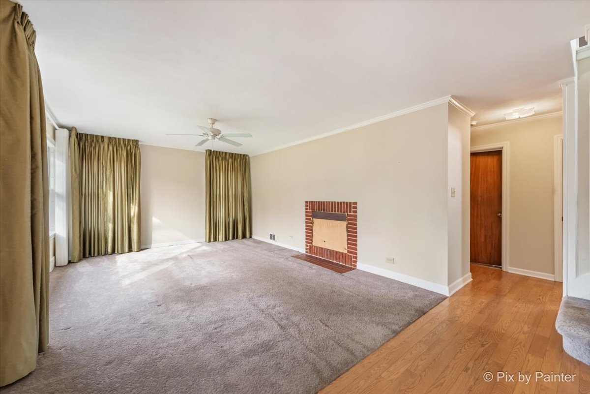 361 Bryant Avenue Glen Ellyn IL 60137